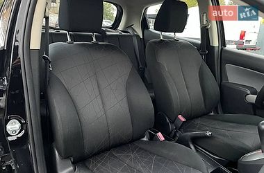 Хэтчбек Mazda 2 2013 в Виннице