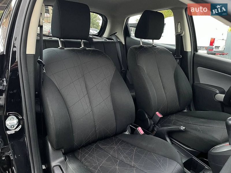 Хэтчбек Mazda 2 2013 в Виннице