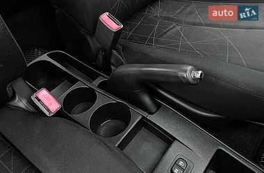 Хэтчбек Mazda 2 2013 в Виннице