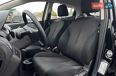 Хэтчбек Mazda 2 2013 в Виннице