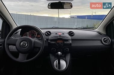 Хэтчбек Mazda 2 2013 в Виннице