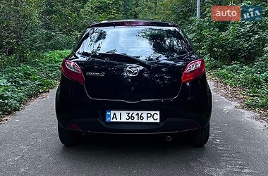Хетчбек Mazda 2 2011 в Києві