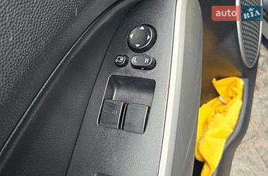 Хэтчбек Mazda 2 2008 в Киеве