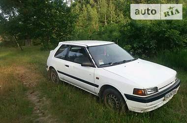 Хэтчбек Mazda 323 1991 в Луцке