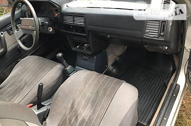 Универсал Mazda 323 1987 в Николаеве