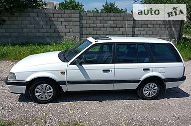 Универсал Mazda 323 1992 в Каменском