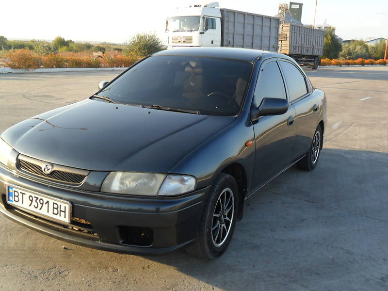 Седан Mazda 323 1997 в Новой Одессе