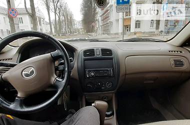Седан Mazda 323 2000 в Хмельницькому