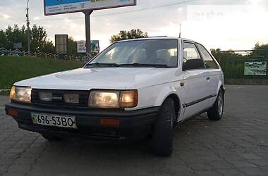 Хэтчбек Mazda 323 1987 в Луцке