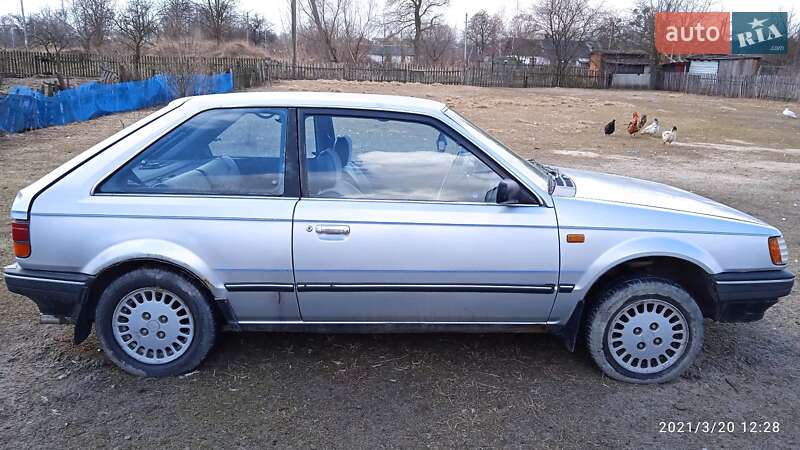 Хэтчбек Mazda 323 1986 в Червонограде