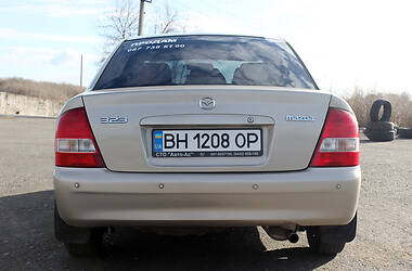 Седан Mazda 323 2001 в Одессе