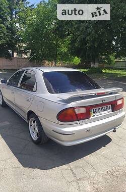 Седан Mazda 323 1998 в Луцьку