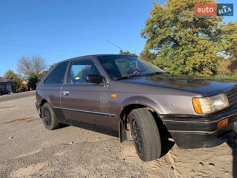 Хетчбек Mazda 323 1987 в Фастові