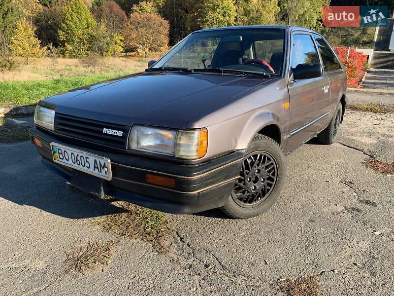 Хетчбек Mazda 323 1987 в Фастові