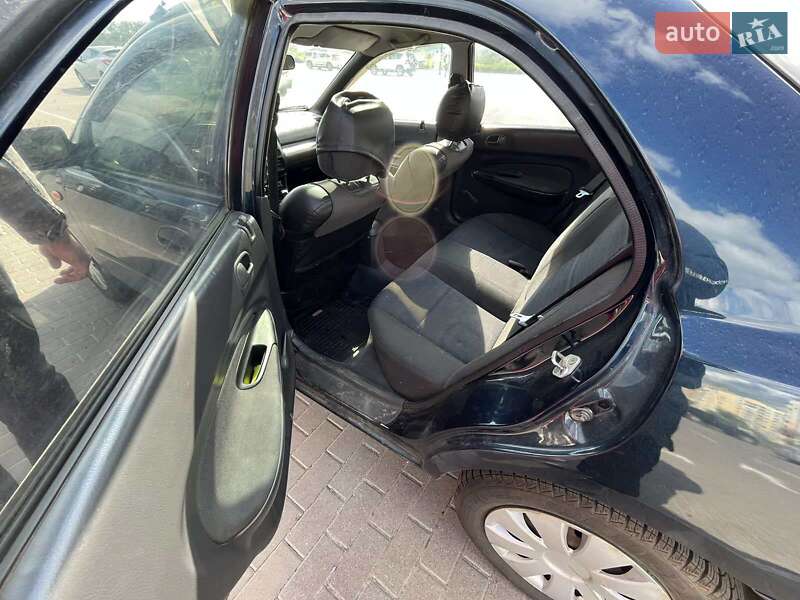 Седан Mazda 323 1997 в Виннице