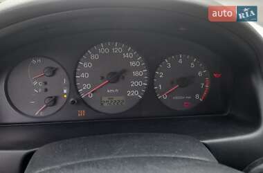 Хетчбек Mazda 323 1998 в Луцьку