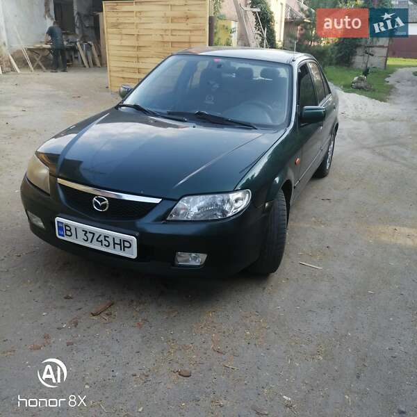 Седан Mazda 323 2003 в Миргороде
