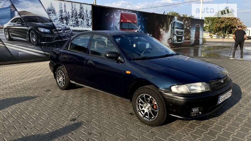 Седан Mazda 323 1997 в Одессе