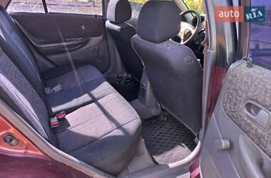 Седан Mazda 323 2001 в Николаеве