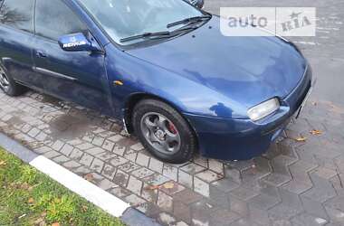 Хэтчбек Mazda 323 1996 в 