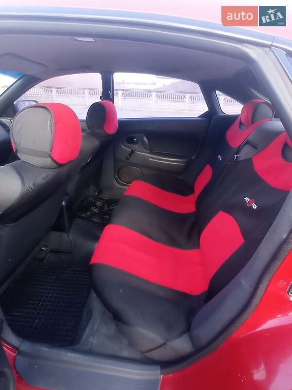 Хэтчбек Mazda 323 1997 в Городенке