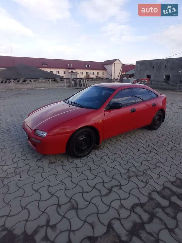 Mazda 323 1997