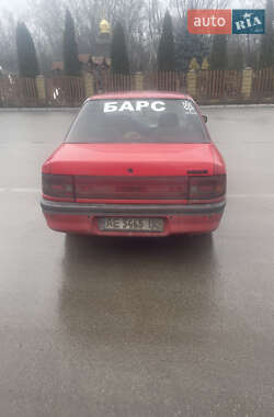 Седан Mazda 323 1992 в Днепре