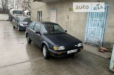 Хетчбек Mazda 323 1987 в Рівному