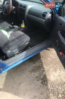 Хэтчбек Mazda 323 1997 в Черновцах