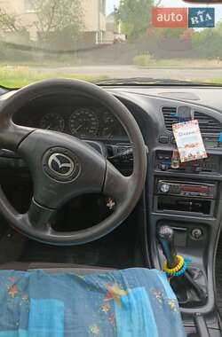 Хэтчбек Mazda 323 1994 в 