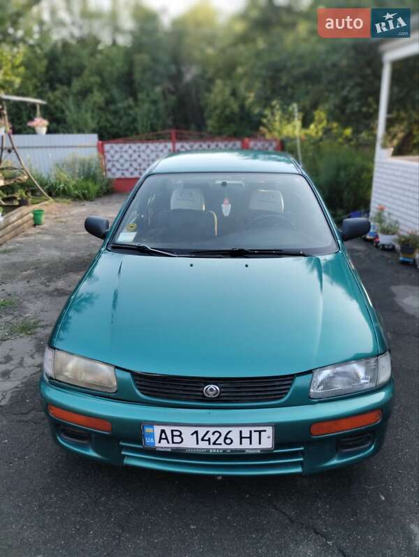 Седан Mazda 323 1996 в Калиновке