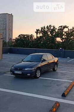 Седан Mazda 323 1998 в Киеве