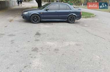 Седан Mazda 323 2002 в Запорожье