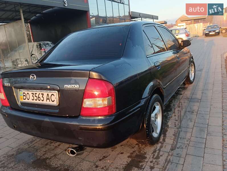 Седан Mazda 323 1998 в Бережанах