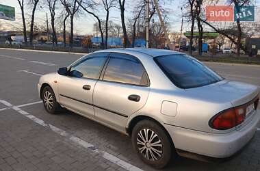 Седан Mazda 323 1996 в Одессе