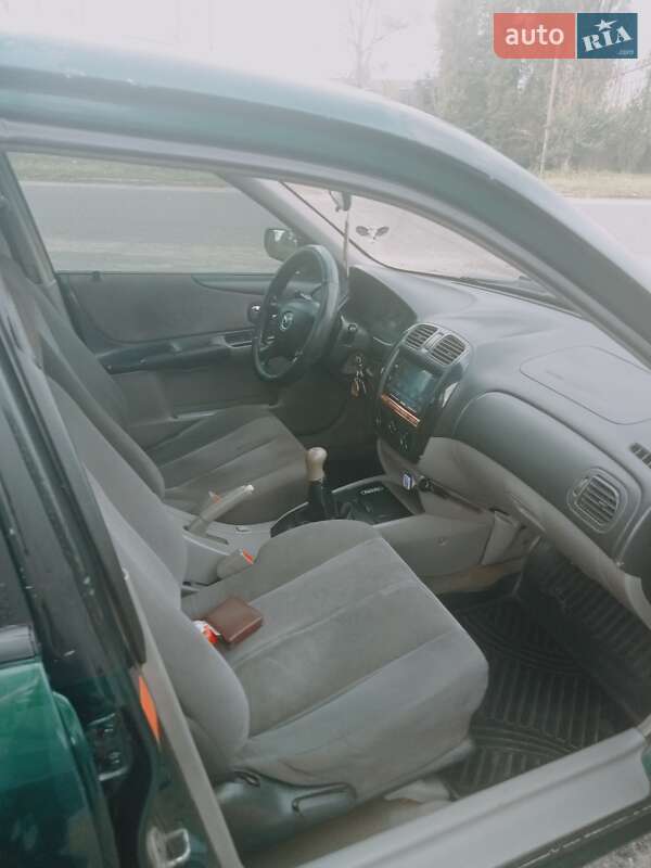 Седан Mazda 323 2002 в Білгороді-Дністровському