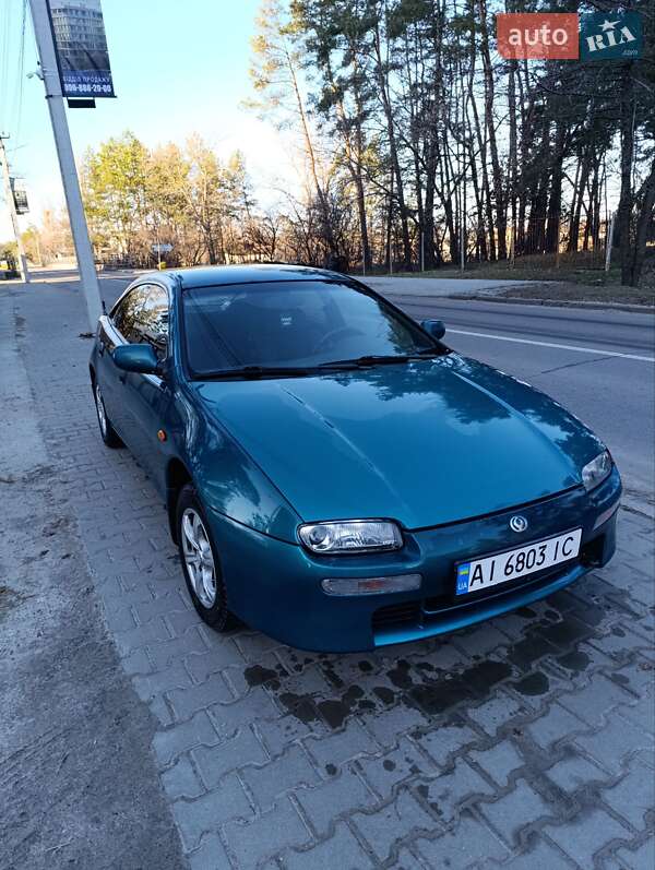 Хетчбек Mazda 323 1996 в Києві