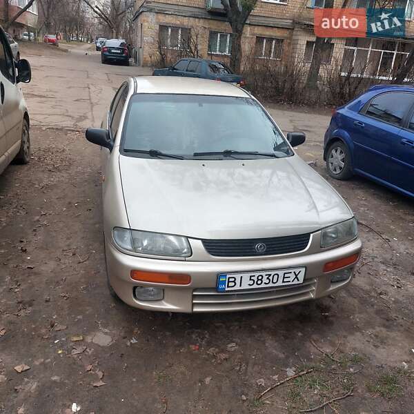 Седан Mazda 323 1997 в Софиевской Борщаговке