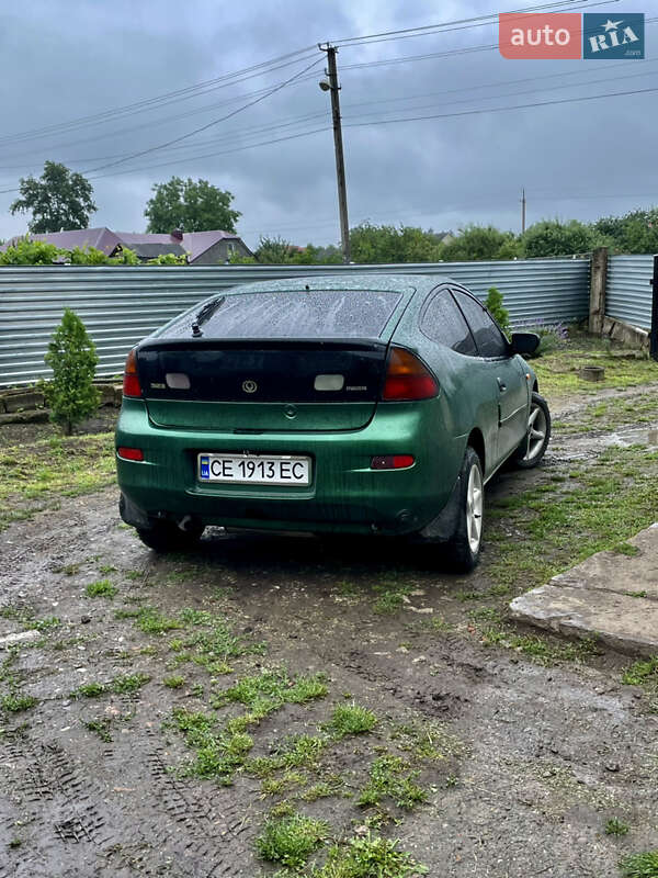 Хэтчбек Mazda 323 1996 в Черновцах