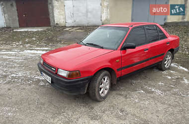 Седан Mazda 323 1992 в Подольске