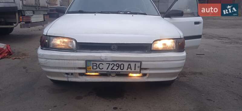 Mazda 323 1992