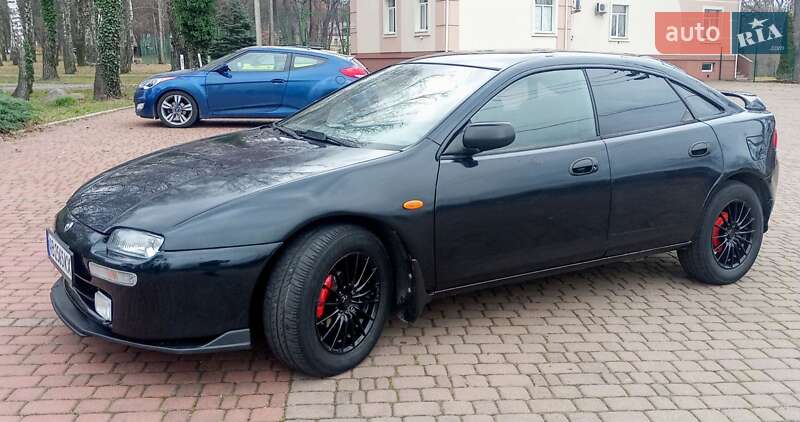 Хэтчбек Mazda 323 1995 в Виннице