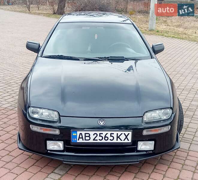 Хэтчбек Mazda 323 1995 в Виннице