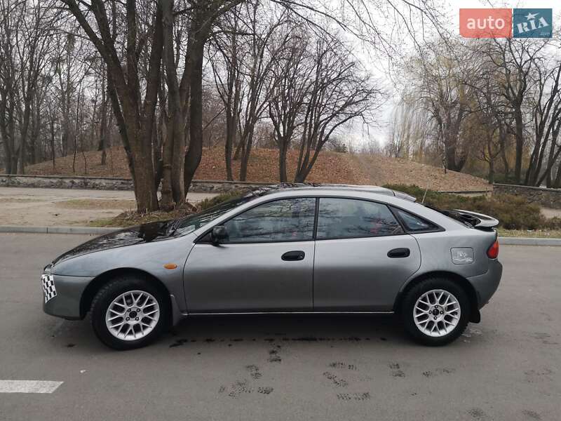 Хэтчбек Mazda 323 1996 в Черкассах