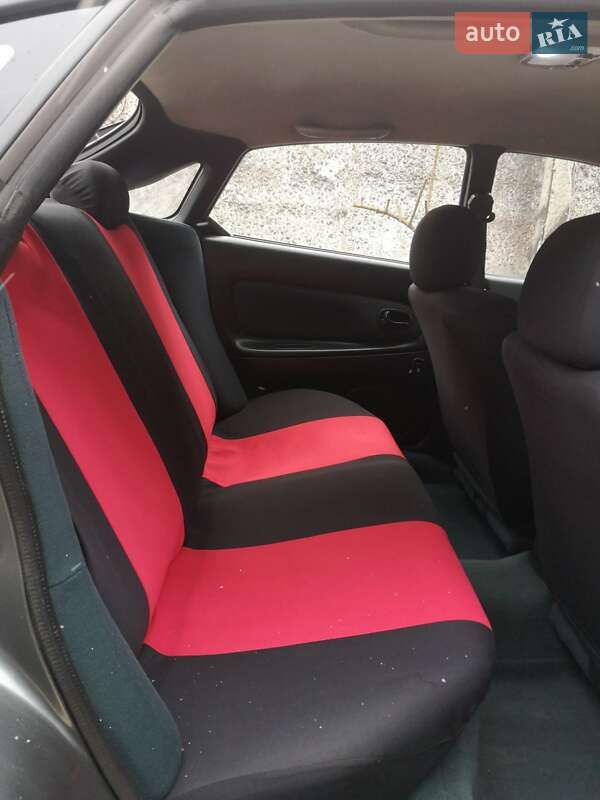 Хэтчбек Mazda 323 1996 в Черкассах