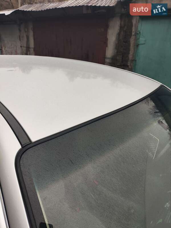 Хэтчбек Mazda 323 1998 в Светловодске