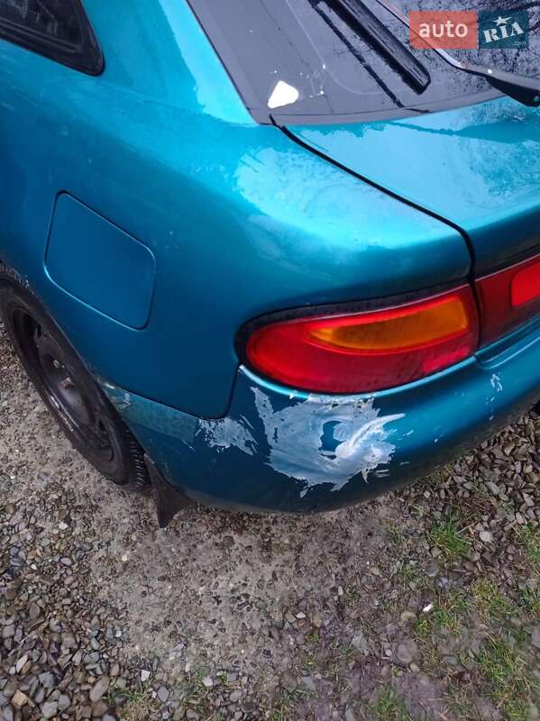 Хэтчбек Mazda 323 1996 в Долине