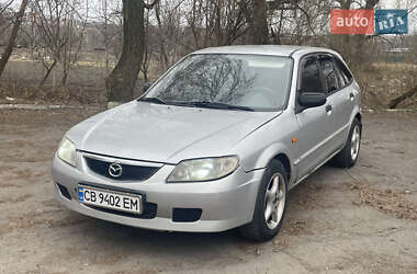 Хэтчбек Mazda 323 2002 в 