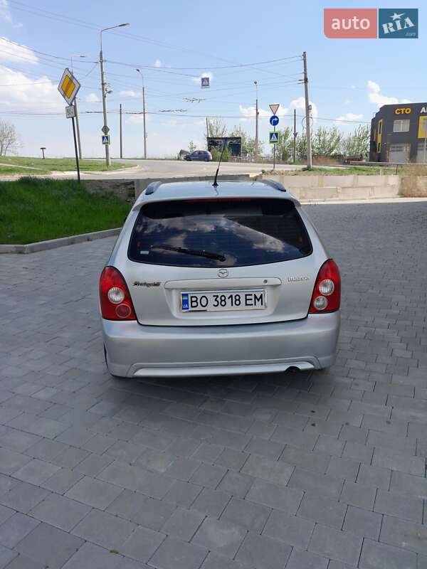Хэтчбек Mazda 323 2001 в Тернополе