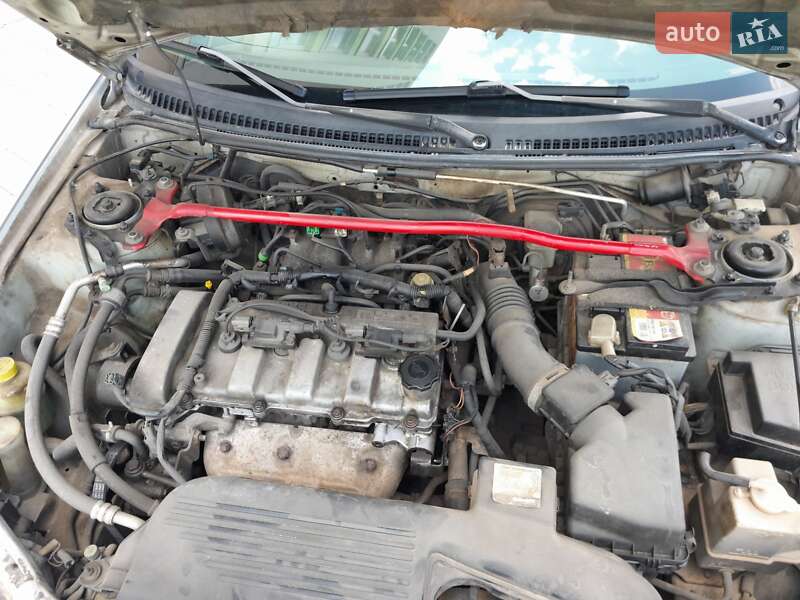 Хэтчбек Mazda 323 2001 в Тернополе